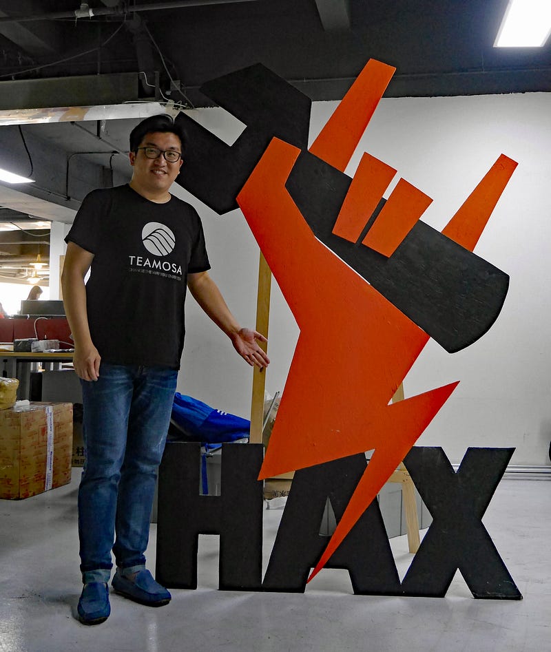 Irvine at HAX Demo Day in
Shenzhen.