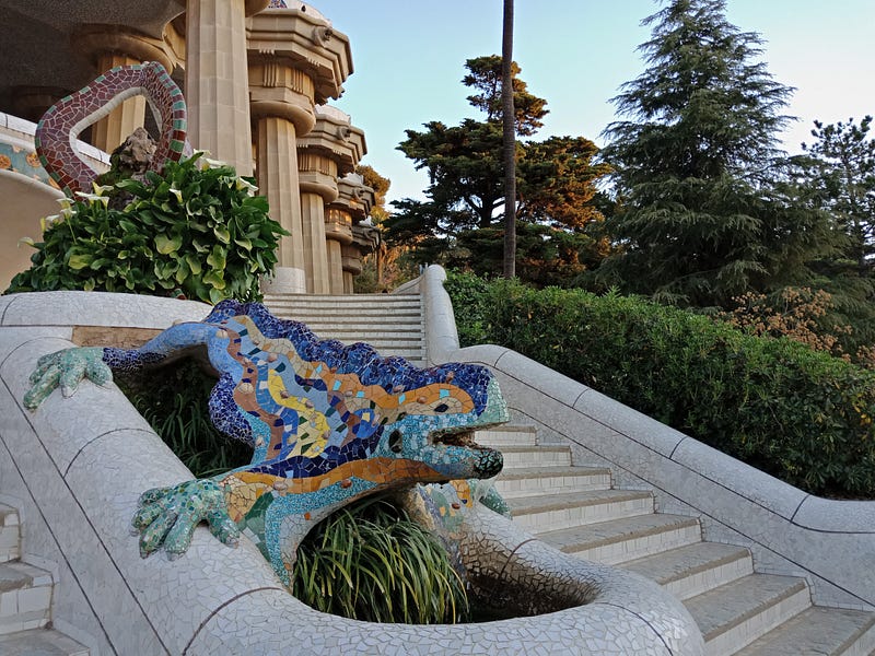 西班牙巴塞隆納Barcelona | 穿梭在高第的城市 15 1*5R7Mf8YeqbuYuFz5LayWBQ