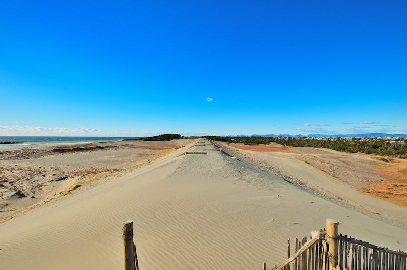 The expansive Hamamatsu City’s Nakatajima Sand Dunes in Shizuoka Prefecture