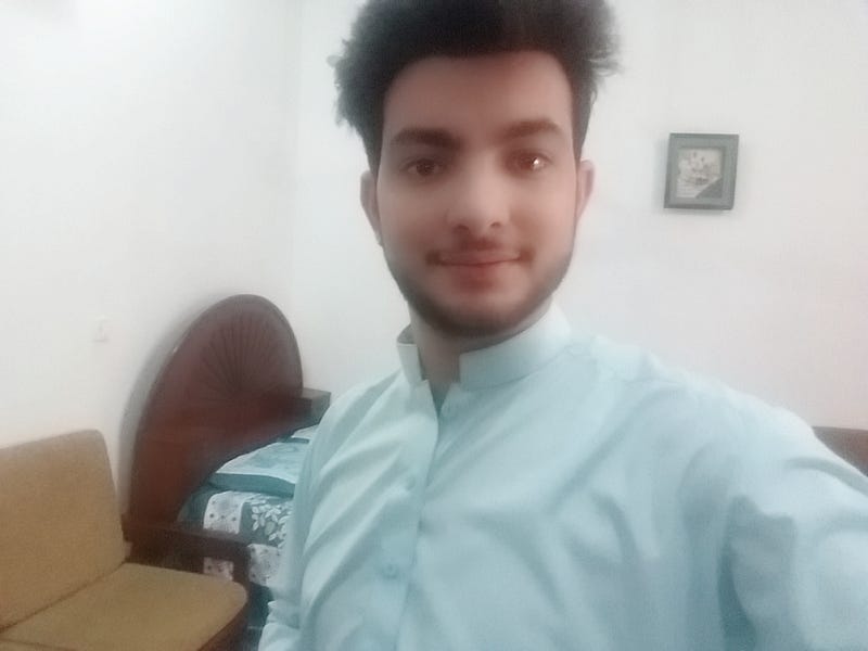 Umar Hashmi