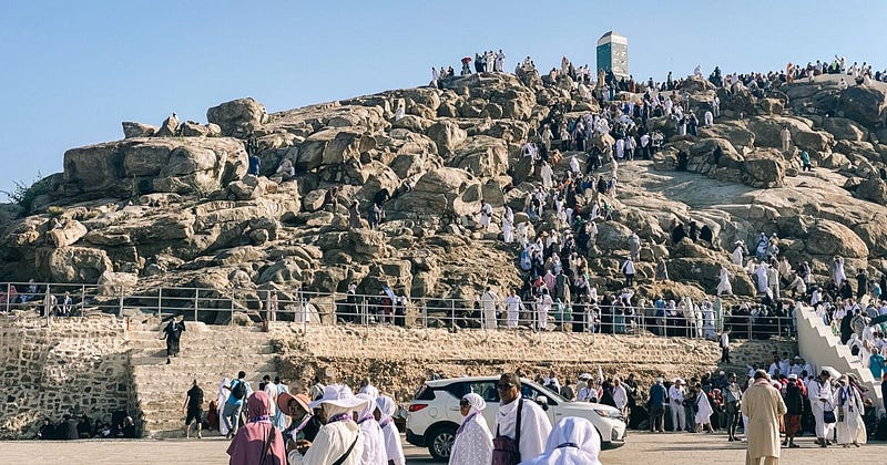 12 Reasons to Choose Trusted Hajj and Umrah Packages From USA