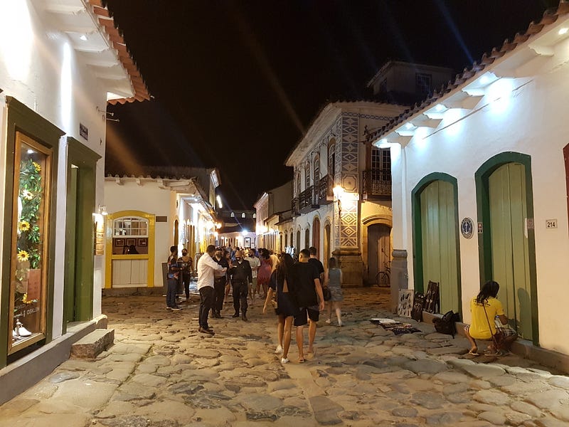 A picture I took during an evening walk in Paraty. One of the most stunning historic locations in Brazil for a photo.