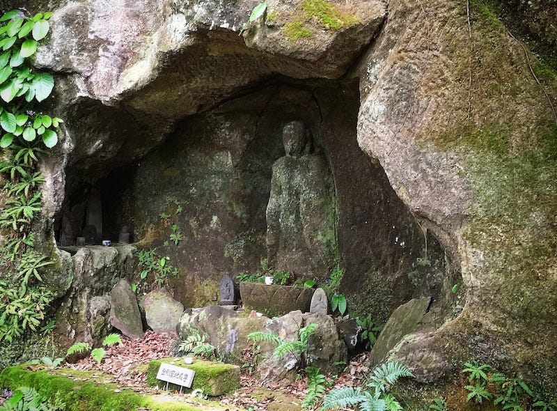 A Buddhist carving found along the path leading away from the Mandarado Yagura tombs in Kamakura