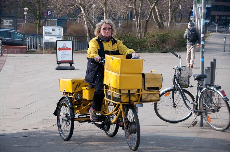A cargo bike in Hamburg (Germany)