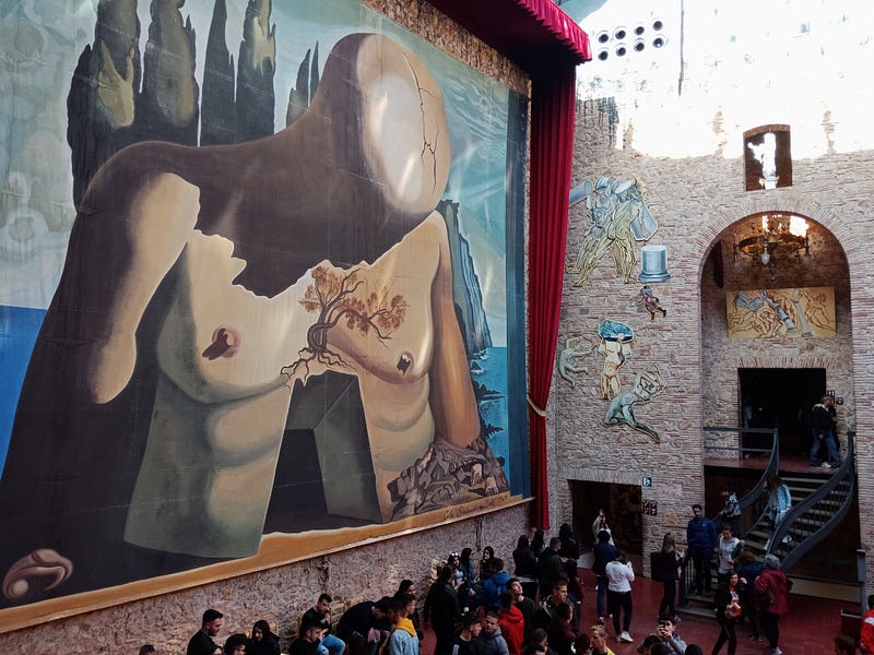 西班牙費格列斯Figueres | 奇幻詭譎的達利戲劇博物館 15