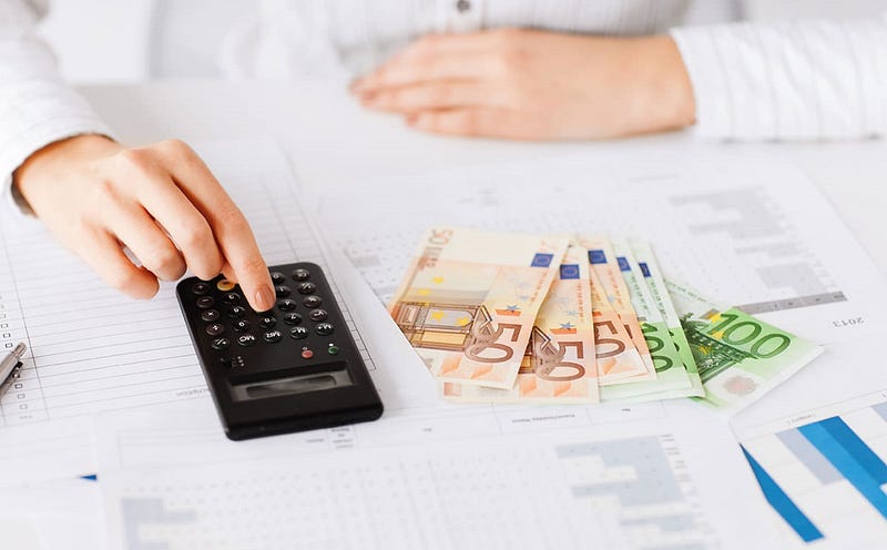 Pricing and currency in international events