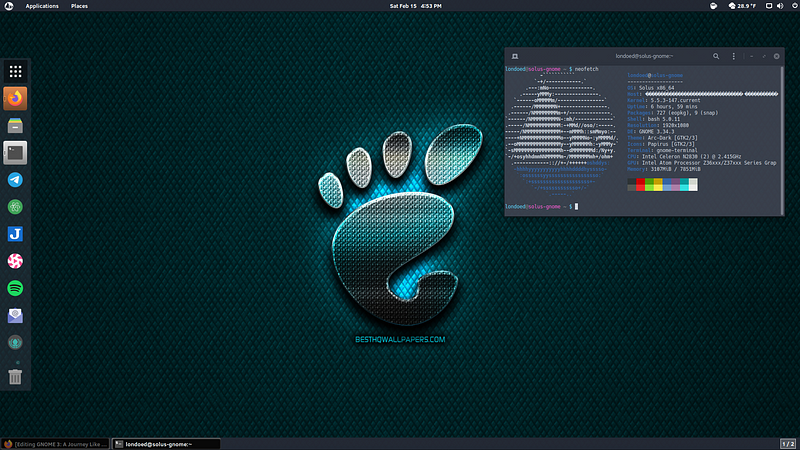 My Solus 4.1 GNOME 3 Edition desktop.