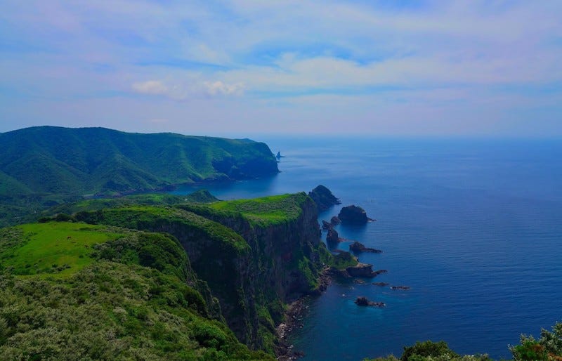 The Oki Islands’ Matengai Cliff in Shimane Prefecture
