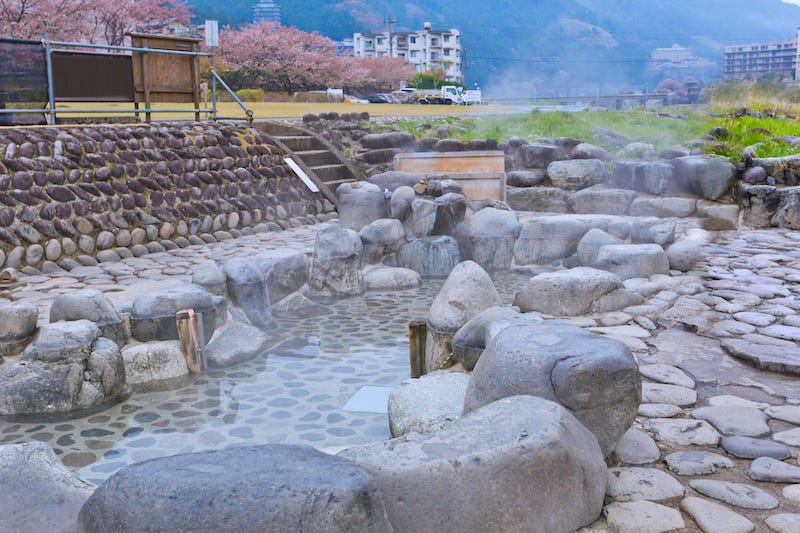 Funsenchi, an open-air bath at Gifu Prefecture’s Gero Onsen