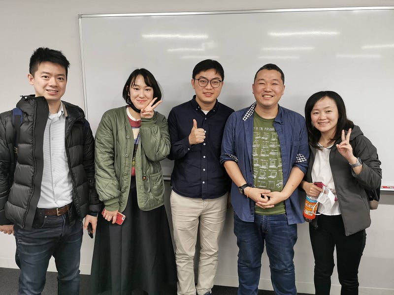 多くの中国人学生が受講してくれました。左から2番目がAgatha。
