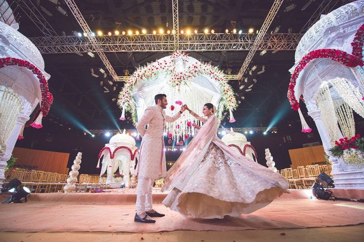 Fashion Blogger missstylefiesta & groom wore Ivory as their base color