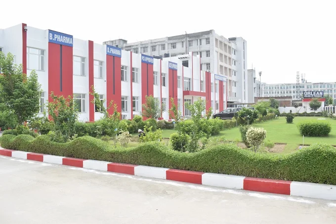 top pharmacy college in UP