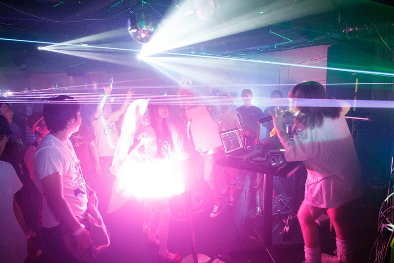 We bring so many lazer machine to small dance hall. (Photo by
Akira Kumagai)