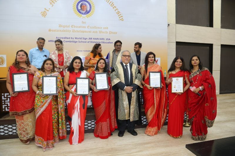 Being Topper honored the successful completion of its pioneering leadership certification program for educational leaders, recognizing their commitment to digital excellence. The event underscored Being Topper’s mission to provide sustainable training interventions that positively impact underserved communities.