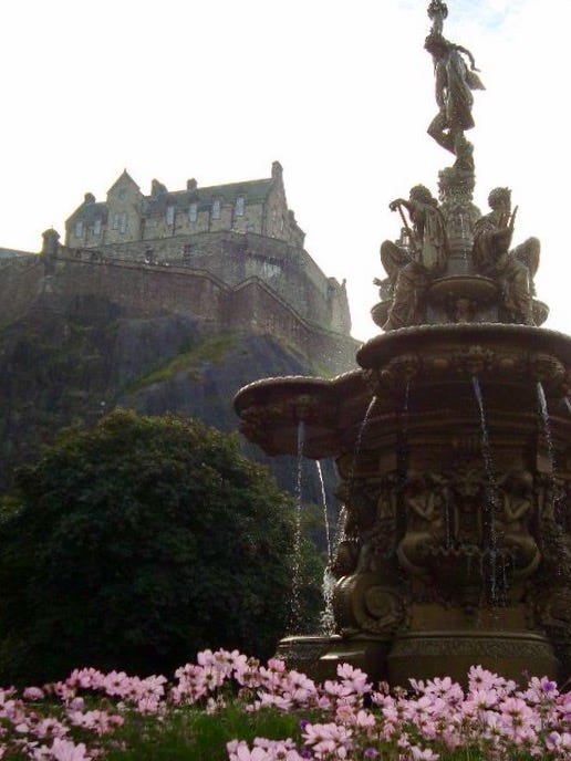 10 Most Beautiful Castles in the World 10 Most Beautiful Castles in the World
