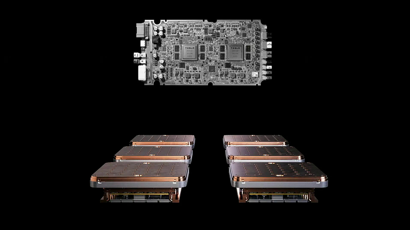 Tesla dedicated computers with own processors: for car (top) and for computation center (bottom).