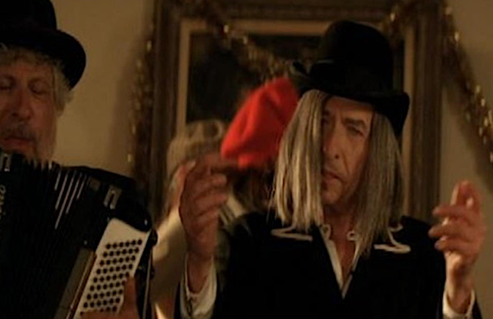 Bob Dylan reads “‘Twas the Night Before Christmas”