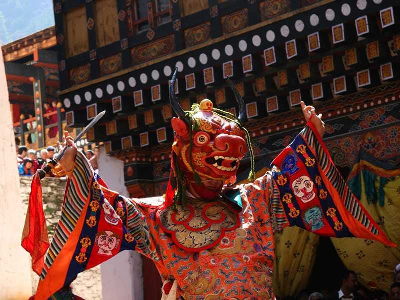 BHUTAN TOUR PACKAGE FROM SURAT WITH NATUREWINGS