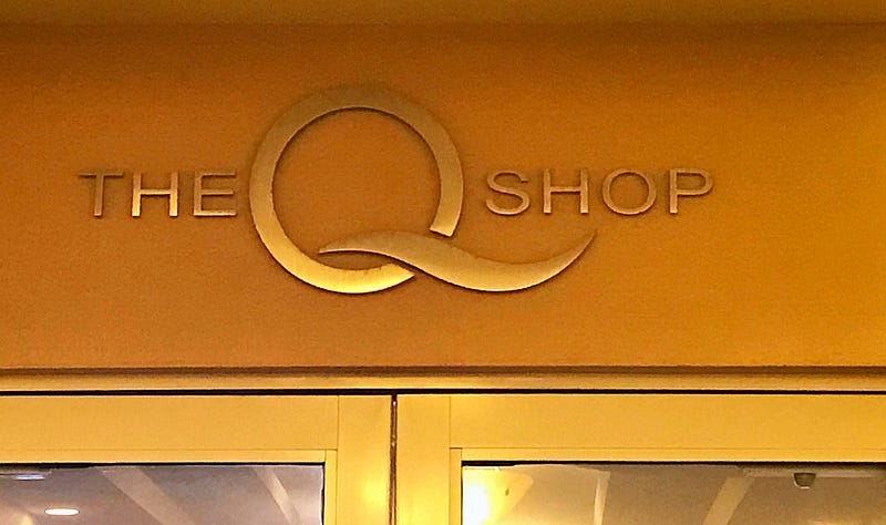 The Sign for the Shop at the Hilton Fort Lauderdale Beach , The Q Shop