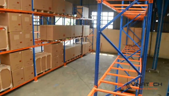 Kệ kho hàng giúp lưu trữ hàng hóa tốt hơn 1*gxHcBVAx88n3NFOK hgKgw - Kệ kho hàng giúp lưu trữ hàng hóa tốt hơn