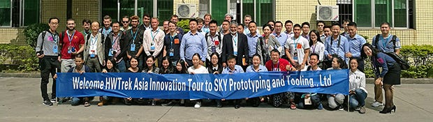 訪問後、HWTrekの訪問記念写真