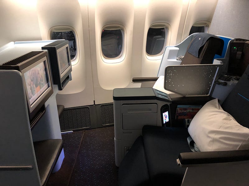 Review: KLM Business Class 777 Bali Denpasar — Singapore