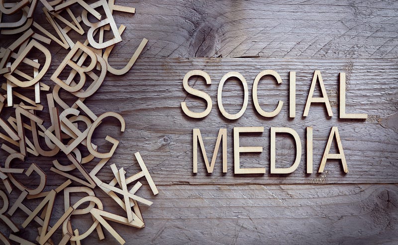 social media title — marketing blog