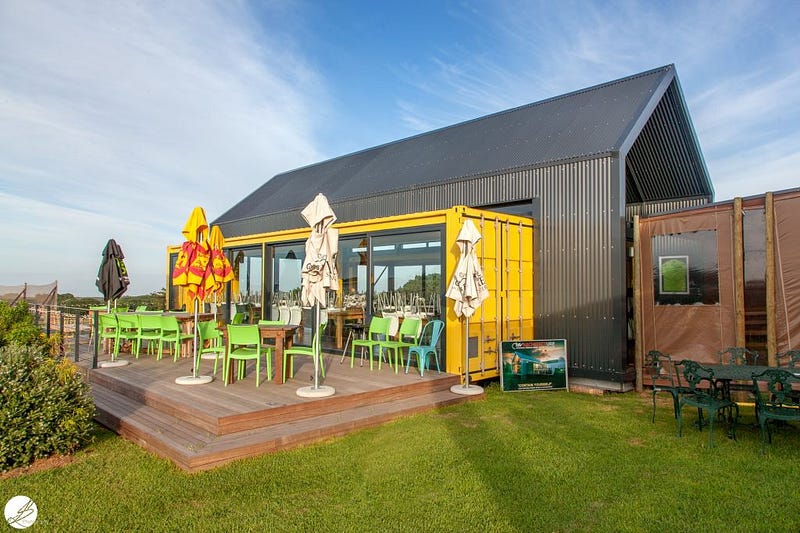 Grass Roof — Port Elizabeth Drew Beattie Medium