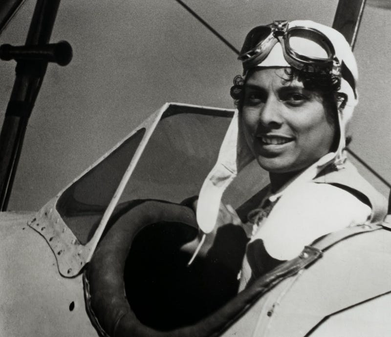 8 Amazing Early Women Aviators Legendary Women Medium