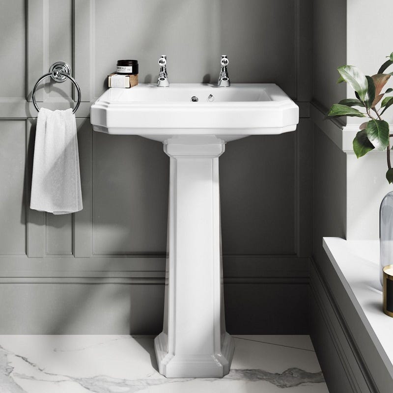 Pedestal bathroom basin