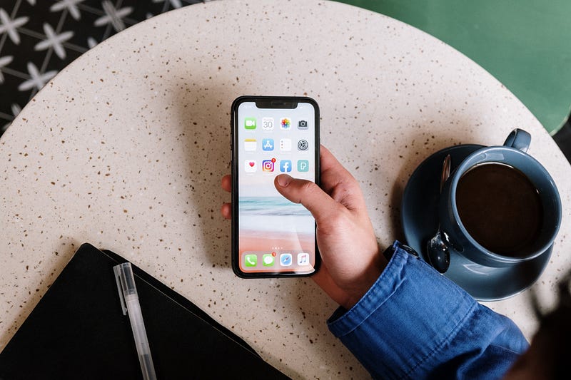 Featured image for Change Your Life by Deleting Your Social Media & Email Apps