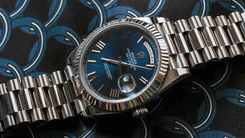 Réplique Montre Rolex Day-Date 40 Oyster Perpetual President Or Blanc 18 Carats Avec Cadran Bleu