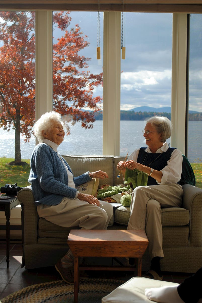 senior women travelers