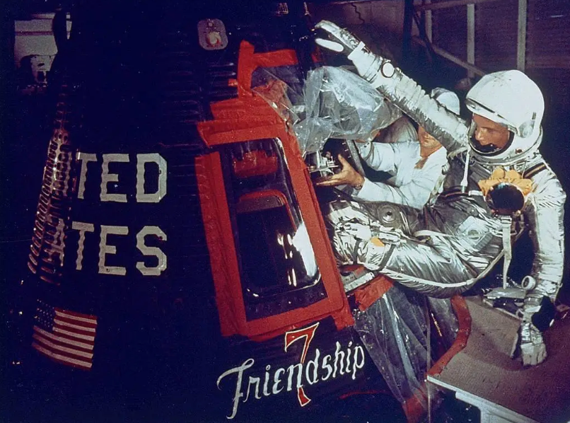 Pioneeer in Space Flight