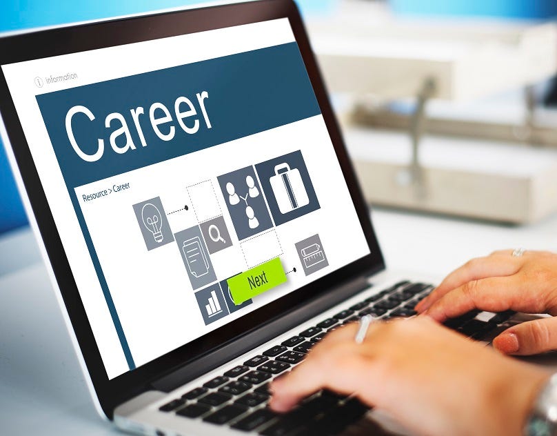 Career Growth with an Online Dental Office Management Certificate