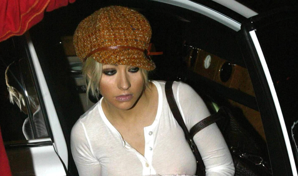 Christina Aguilera See-Thru White Shirt (BOOBAGE INSIDE) .