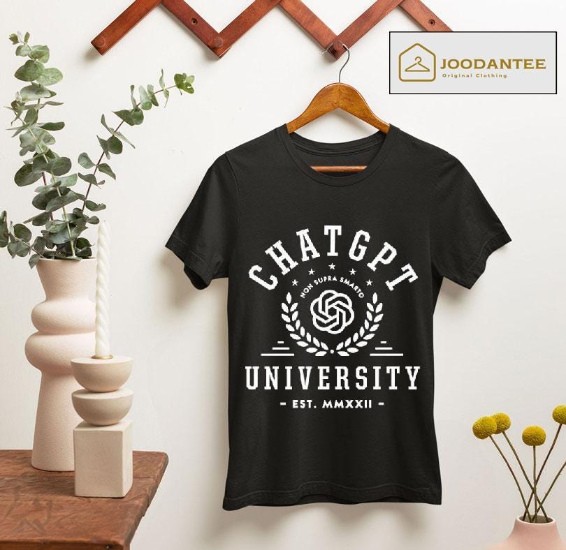 Chatgpt University Non Supra Smarto Et Mmxxii Shirt