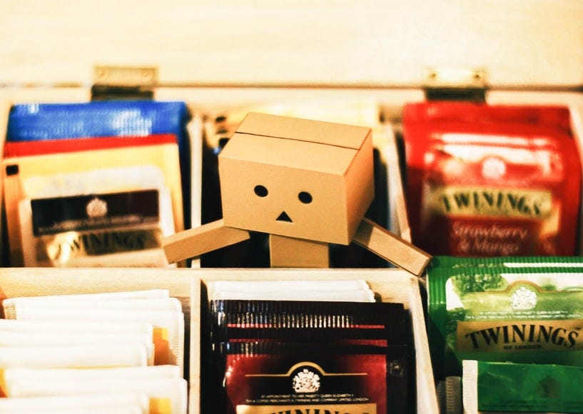 A photo of Danbo in a box of teabags