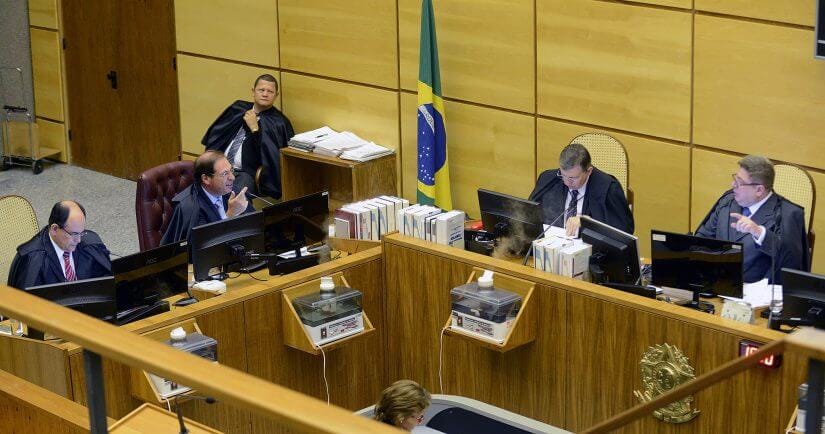 Condomínio não pode proibir locação via Airbnb, diz ministro do STJ