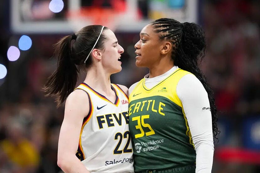 Caitlin Clark getting into it with WNBA player.