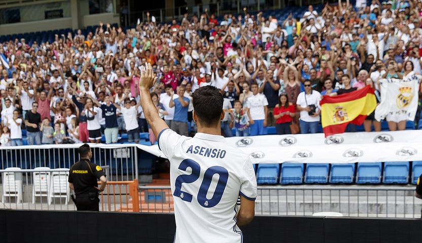 Asensio during his official presentation for Real Madrid.