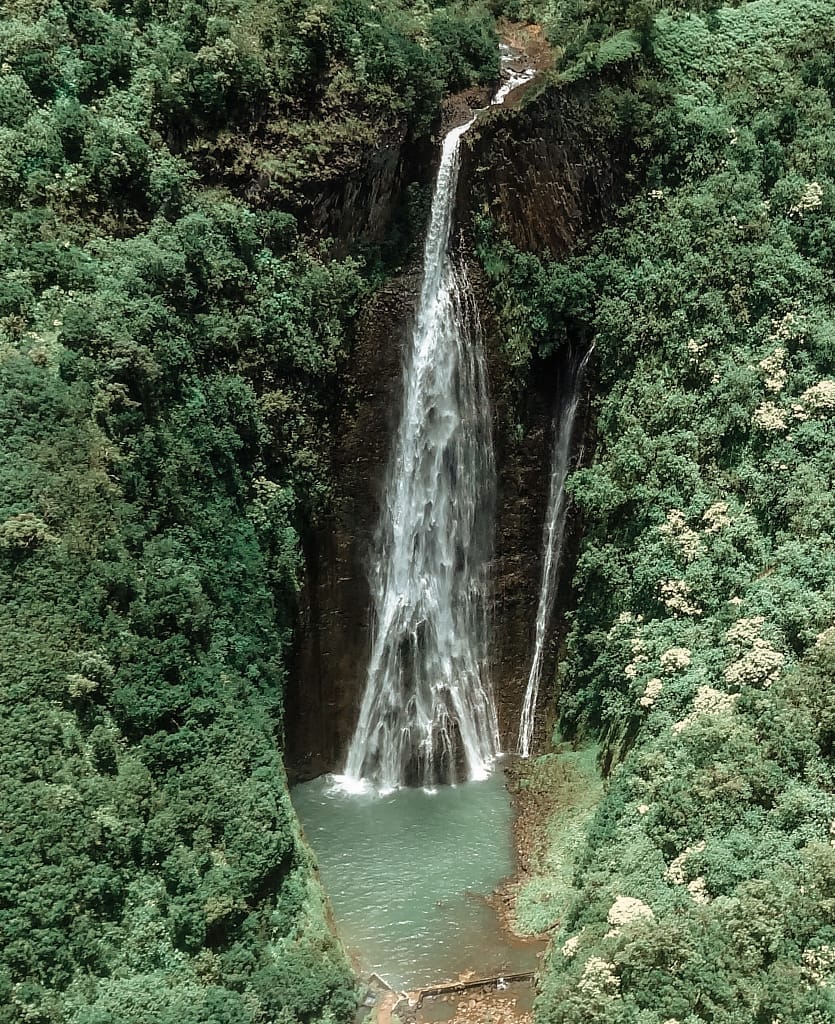 Hawaii waterfall