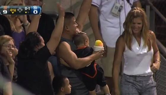 San Diego Padres Fan Catches Foul Ball, Hold Baby And Snowcone