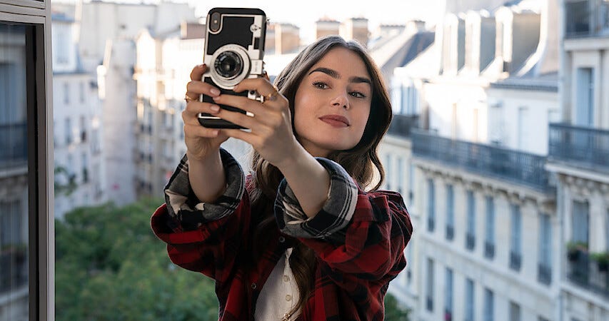 Emily in Paris กับวัฒนธรรมการทำงานของโลกต่าง Timezone