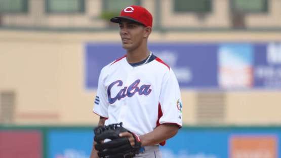 The Greatest Cuban Baseball Player You've Never Heard Of 