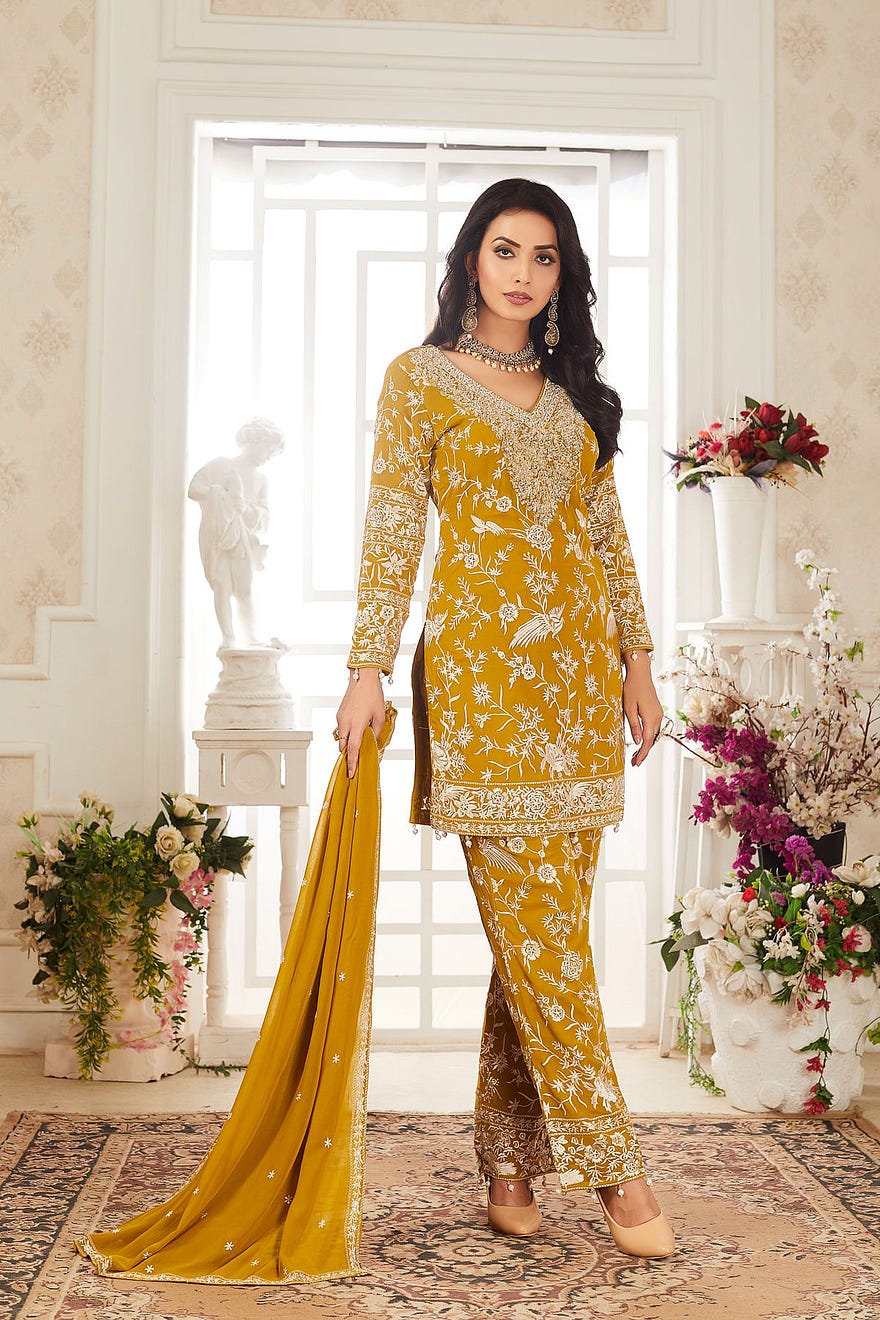 Yellow Georgette Festive Salwar Kameez With Resham Embroidery Online at Samyakk