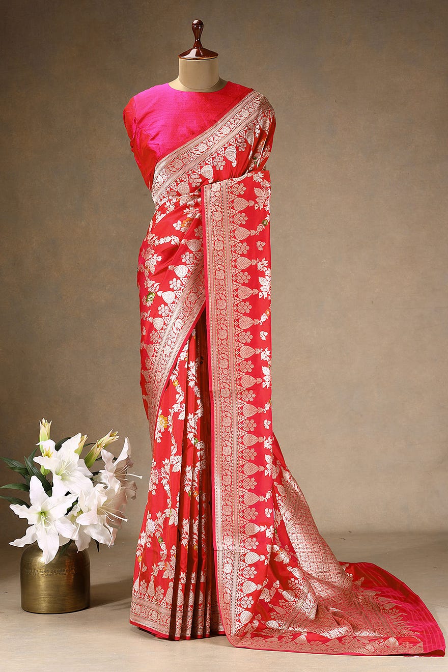 Red Zari Woven Banarasi Saree with Floral Motifs and Unstitched Blouse Online at Samyakk