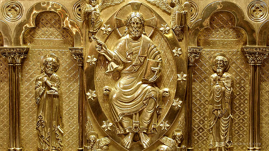 Best Free Tours Santiago de Compostela — Grand Goldman — Mágica: Legends and Myths