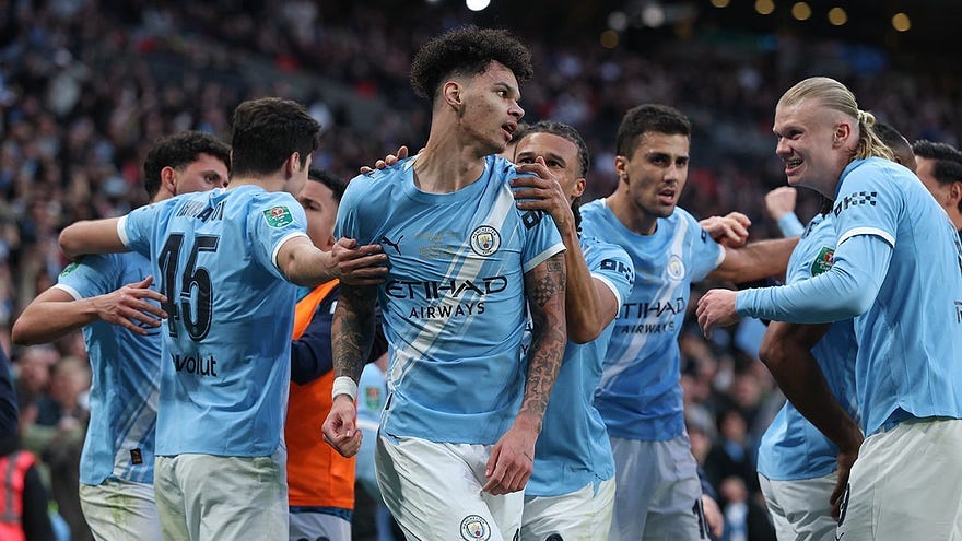 ITUGOL Streaming : Momen selebrasi Nico OReilly bersama rekan setimnya dalam laga final Piala Liga Inggris antara Arsenal vs Manchester City di Wembley Stadium, 22 Maret 2026 © AP Photo/Richard Pelham