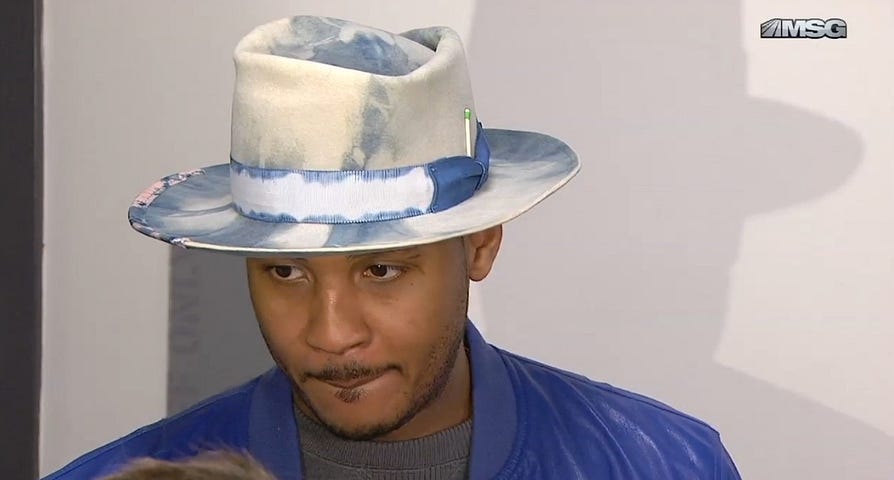 Carmelo Anthony hat